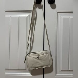 LULULEMON Camera Purse